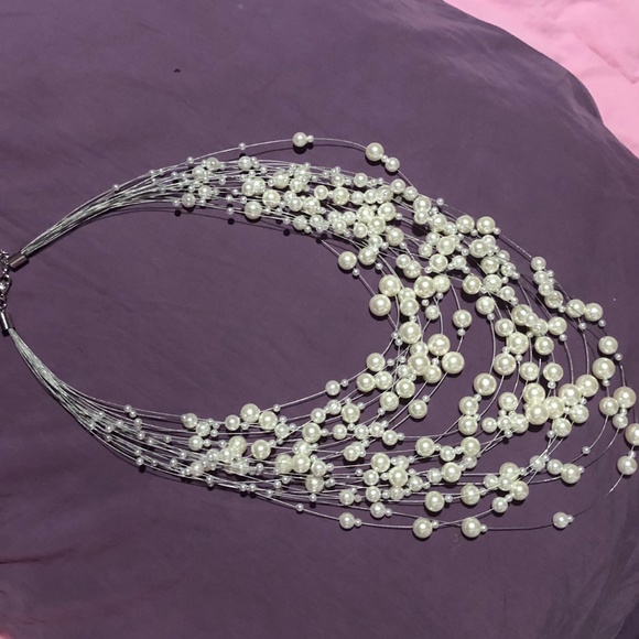 Necklace❤️Nieman Marcus - Picture 6 of 8